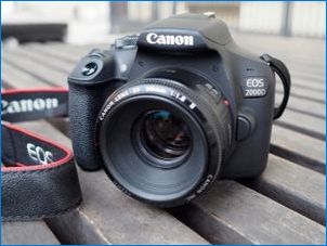 Модел ред на камерите на огледалото на Canon