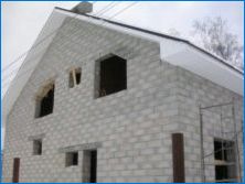 Проекти на къщи с таванско помещение и тераса