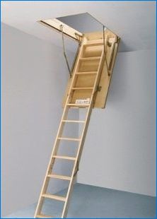 Сгъваемо стълбище в тавана: функции на устройството