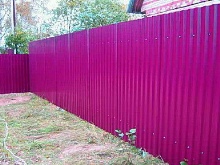 Изберете цвета на професионалния настилка за оградата