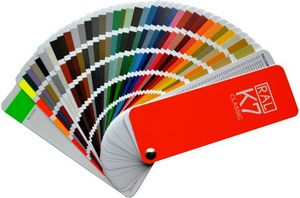 Изберете цвета на професионалния настилка за оградата