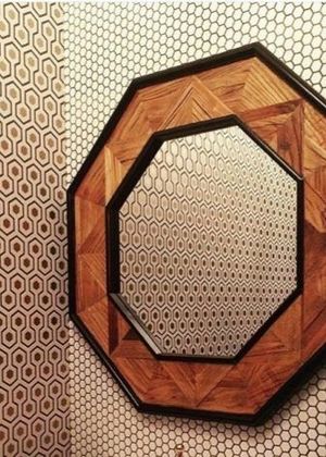 Огледала в дървени рамки: интересни форми