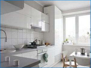 Бяла ъглова кухня: възможности и дизайнерски опции