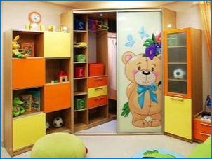 Ъглови шкафове в детската стая