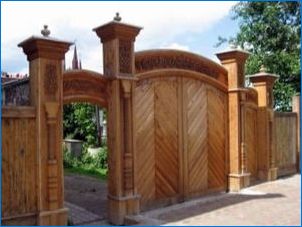 Дървена порта: дизайнерски функции