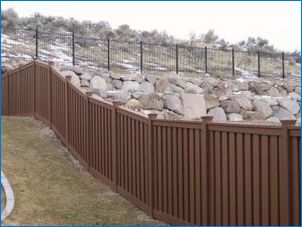 Характеристики на изграждането на оградата на сайта