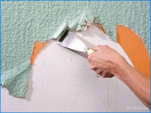 Трябва ли да убодете стените преди замазка?
