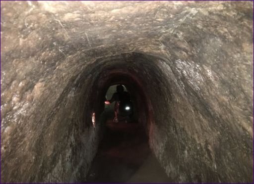 Тунели Кучи