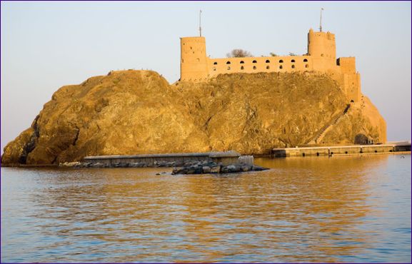 Крепост Al Jalali