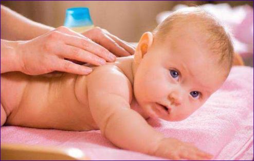 Колко рано може да се сложи бебе момиче: експертни съвети