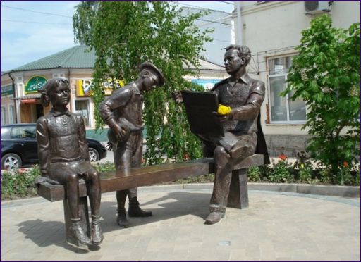 Паметник на художника Жуков