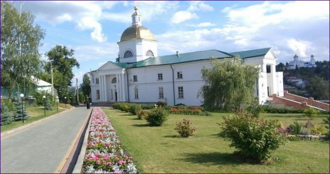 Женски манастир Знаменски