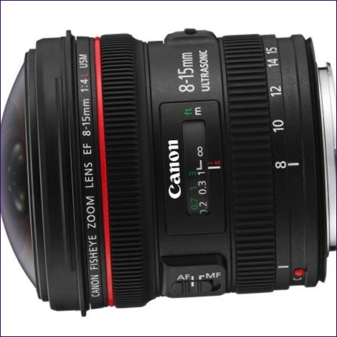Canon EF8-15mm f/4.0L Fisheye USM