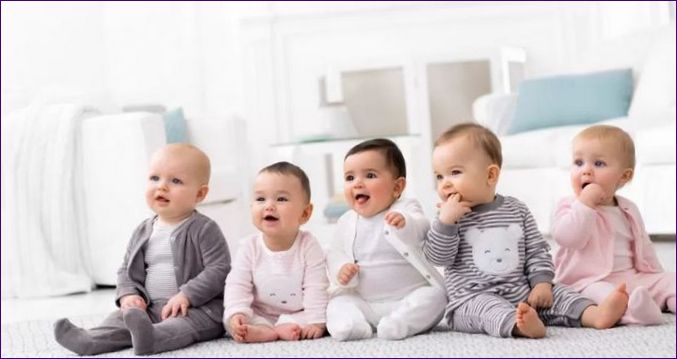 Как да изберем бебешки дрехи