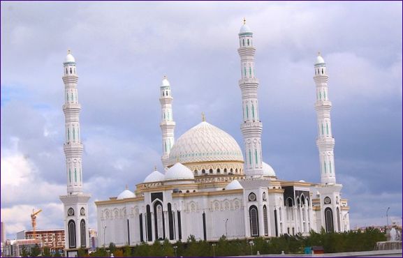 Джамията Хазрет Султан