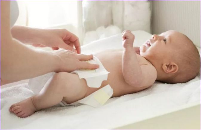 Колко изпражнения трябва да има бебето на 2-месечна възраст?